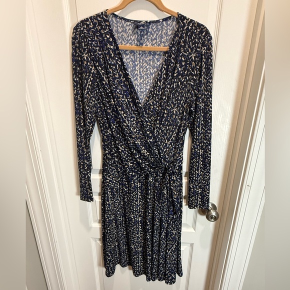 CHAPS Women’s Wrap dress size L - Picture 3 of 15